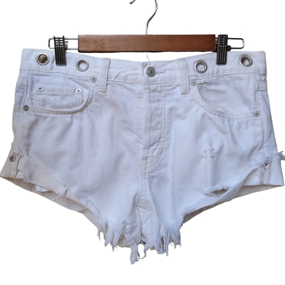 We the Free Distressed Grommet Denim Shorts Size 27 - Picture 2 of 16